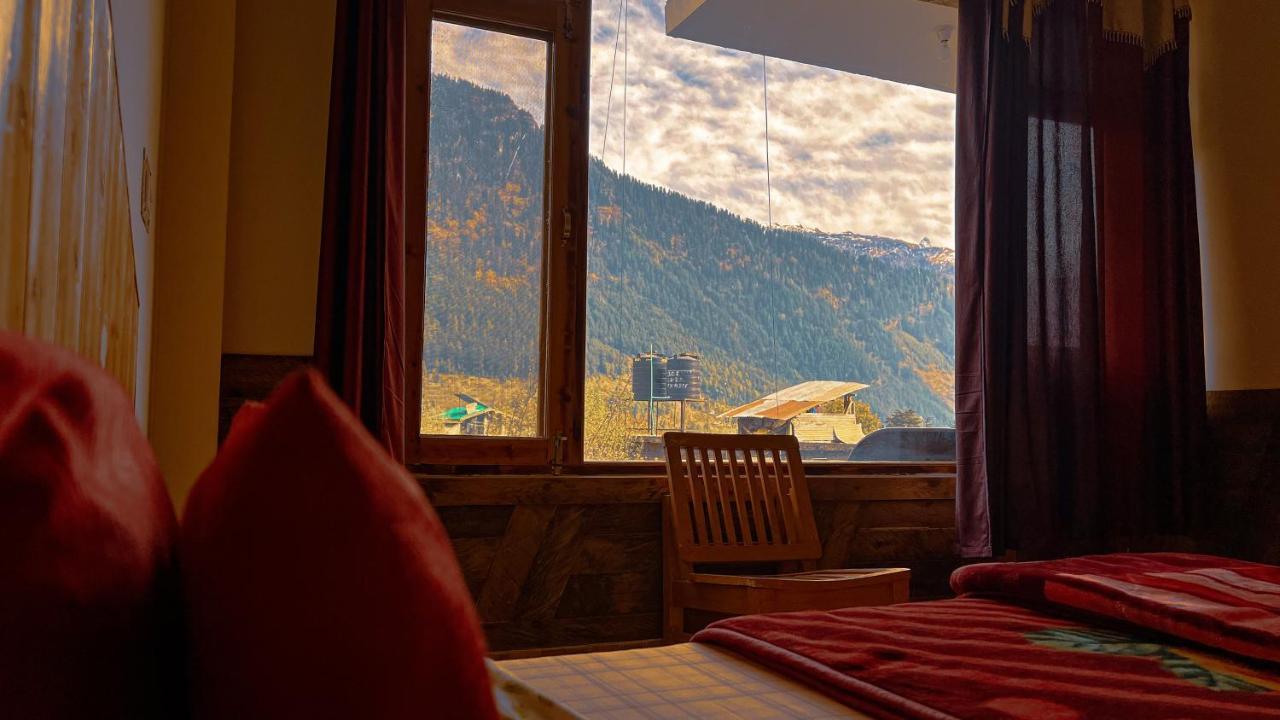 Хостел Yolo Backpackers - Manali Екстер'єр фото