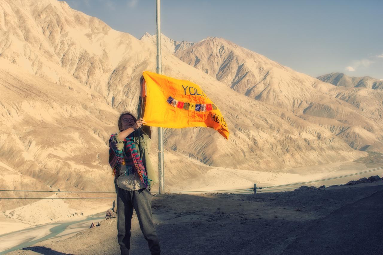 Хостел Yolo Backpackers - Manali Екстер'єр фото